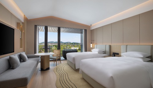 Executive Room, 2 Double Beds, Balcony, Garden View