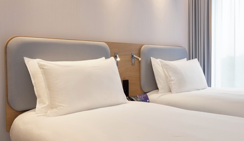 Standard Room, 2 Twin Beds (Free Breakfast)