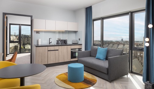 Studio, 1 Queen Bed with Sofa bed, Non Smoking