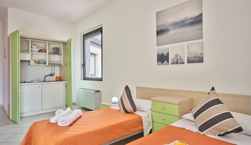 Superior Studio, City View