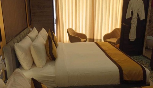 Comfort Suite, Lake View