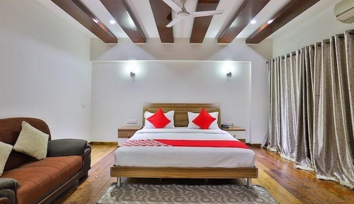 Superior Room, 1 King Bed