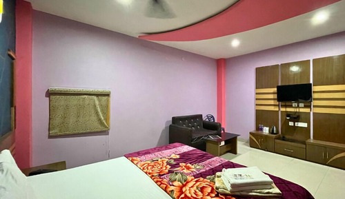 Deluxe Room, City View