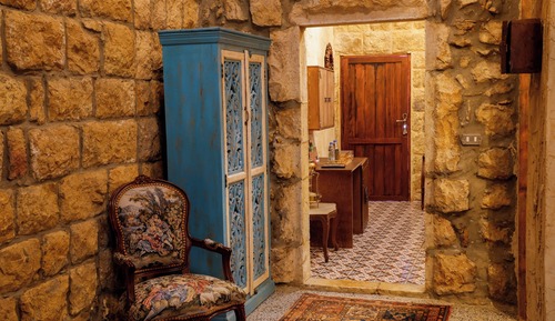 Premium Suite, 1 King Bed, Balcony, Garden View