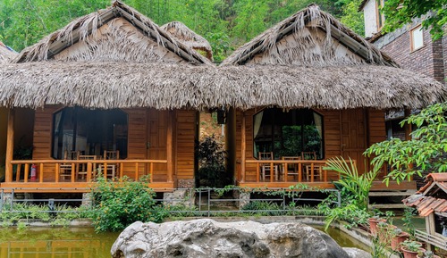 Traditional Bungalow, Valley View