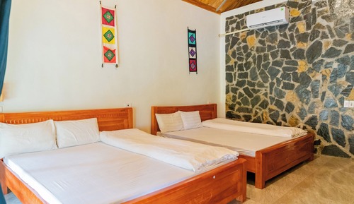 Family Bungalow, Valley View