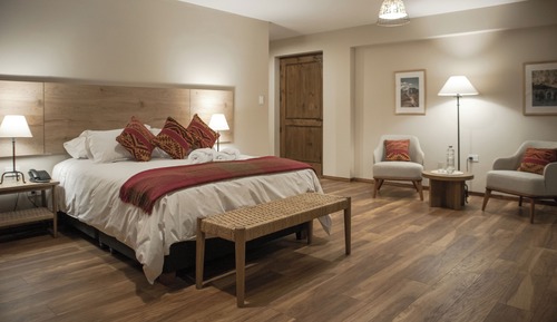 Deluxe Room, Balcony, Mountain View