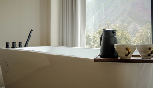 Luxury Room, Balcony, Mountain View