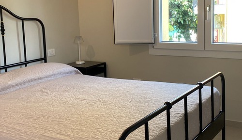 Deluxe Room, Non Smoking, Private Bathroom