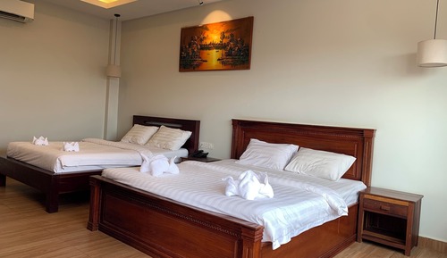 Deluxe Quadruple Room, Pool View