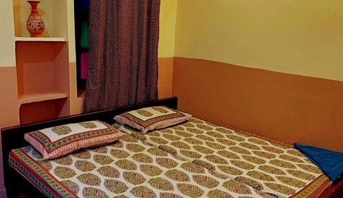 Double or Twin Room with Shower