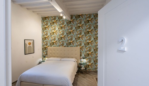 Superior Room, 1 Queen Bed, Air conditioning, Ground Floor