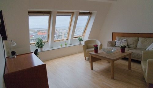Family Room, Sea View