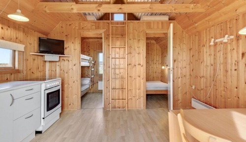 North Sea cabin without shower & toilet