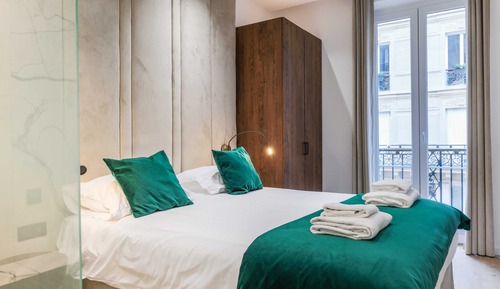 Comfort Apartment, City View