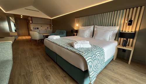 Design Double or Twin Room