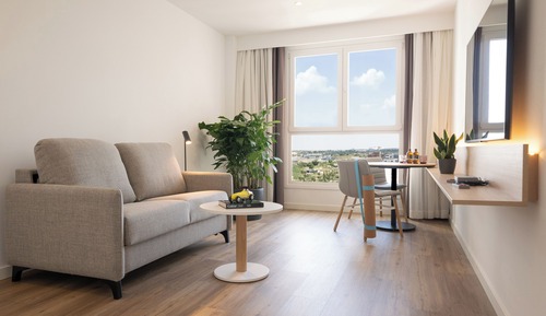 Room (The Townhouse)