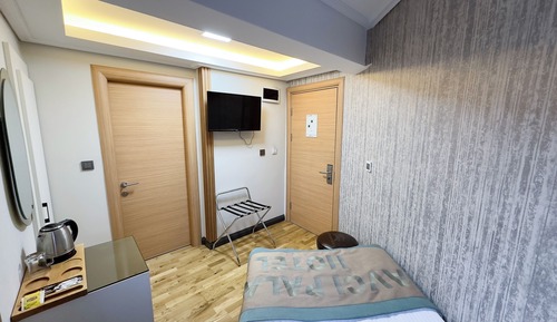 Economy Single Room, City View