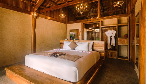 Premium Bungalow with Garden View