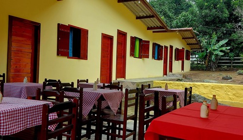 Luxury Suite, Multiple Beds, Private Bathroom, Mountainside