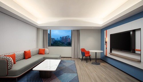 1 King 1 Bedroom Suite