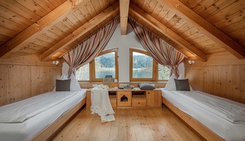 Family Studio Lake View