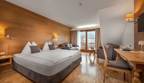 Superior Double Room with Lake View