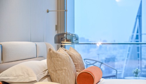 Panoramic Suite, 1 King Bed, Bay View