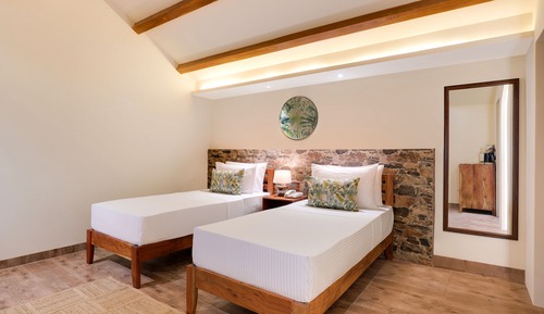 Superior Twin Jungle Cottage