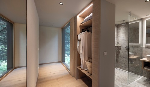 Waldzimmer beim Bergmammut