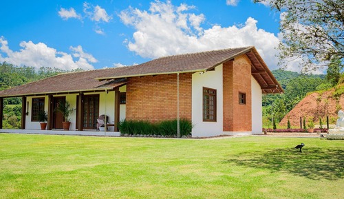 Presidential House, Fireplace, Garden View