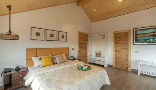 Wooden chalet - 4bhk with gazebo and Terrace