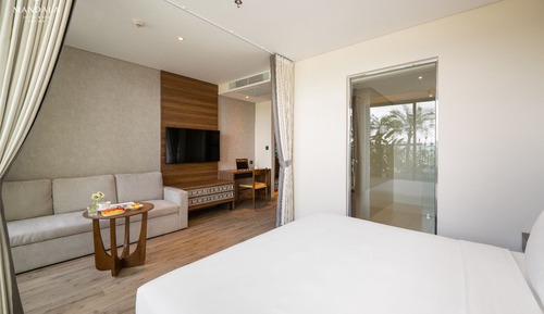 Executive Double Room, City View