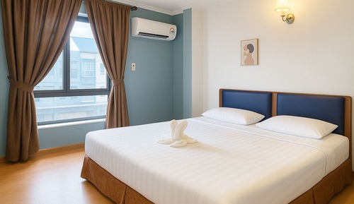 Deluxe Room, 1 King Bed