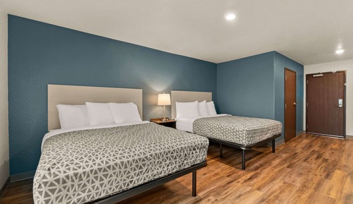 Suite, 2 Queen Beds, Non Smoking