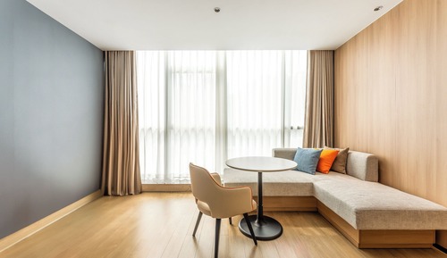 1 King and 1 Double standard