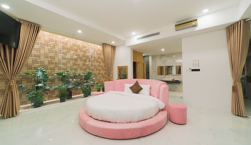 Family Suite - Pool View