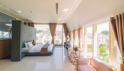 Premium Pool View King