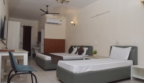 Deluxe Double or Twin Room