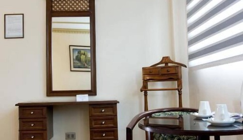 Deluxe Room, 1 Queen Bed