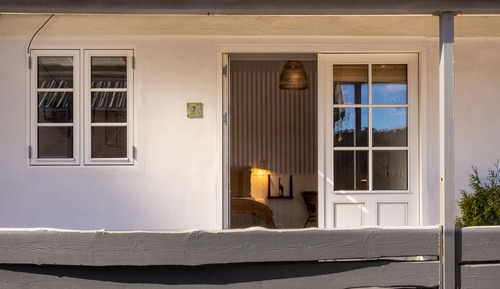 Double Room with Street View