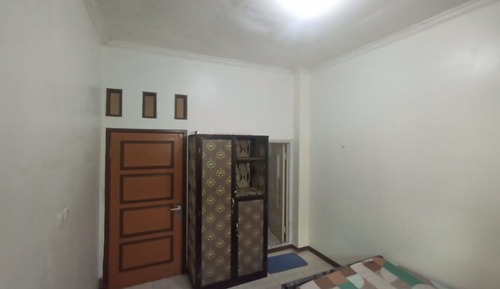 Basic Single Room