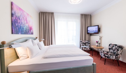 Standard Double Room, 1 Queen Bed, Balcony