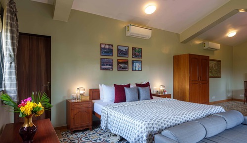 Room, 4 Bedrooms, Terrace