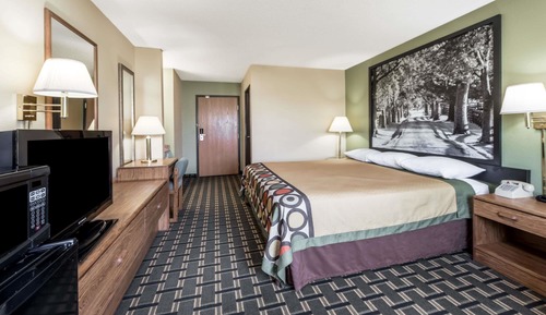 Standard Room, 1 King Bed