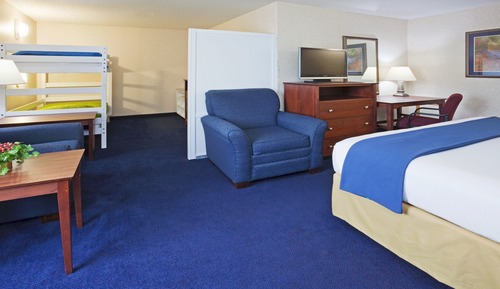 Suite, Multiple Beds