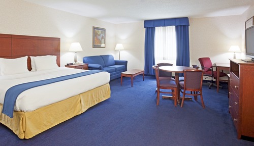 Standard Room, 1 King Bed