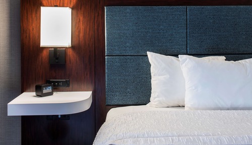 Standard Room, 1 King Bed