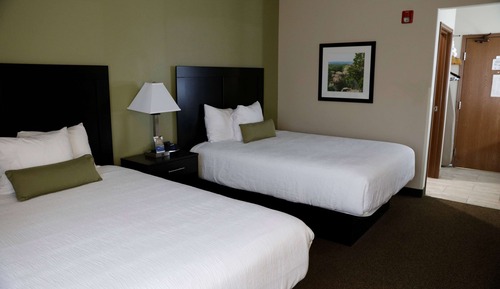 Standard Room, 2 Queen Beds, Non Smoking