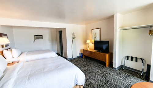 Standard Room, 2 Queen Beds, Non Smoking